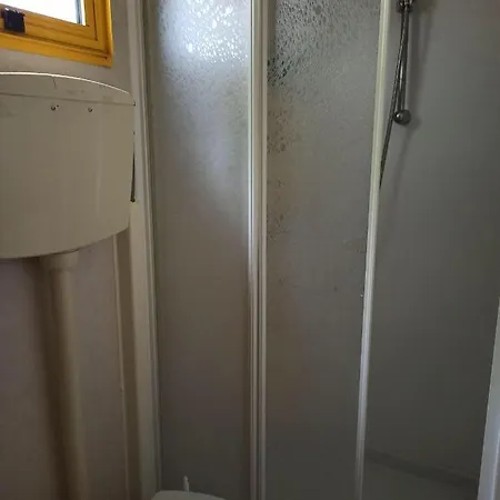Bungalow Seaesta Di Lugano דירה